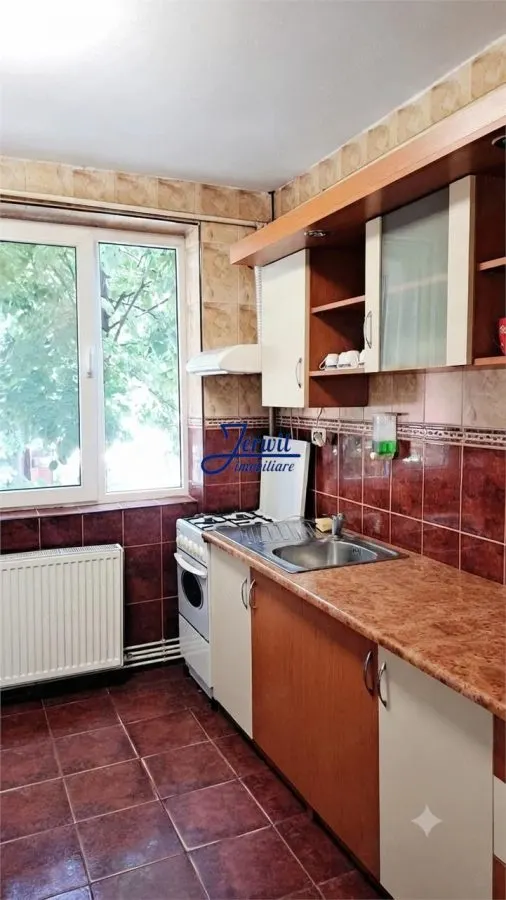 Ap. 3 camere, zona Centru - foto 8