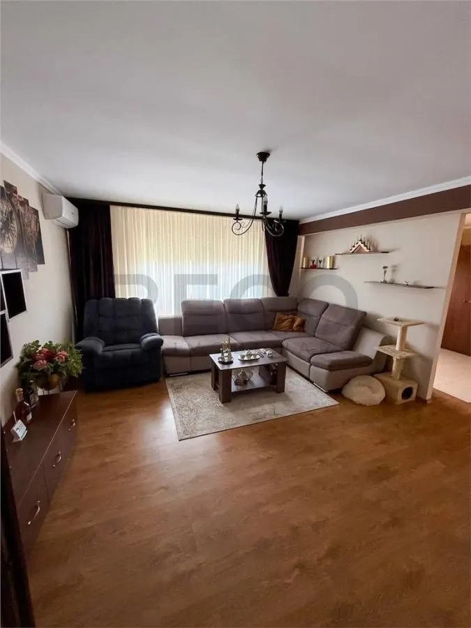RECO Casa deosebita in Santandrei â€“ Strada Livezilor - foto 12