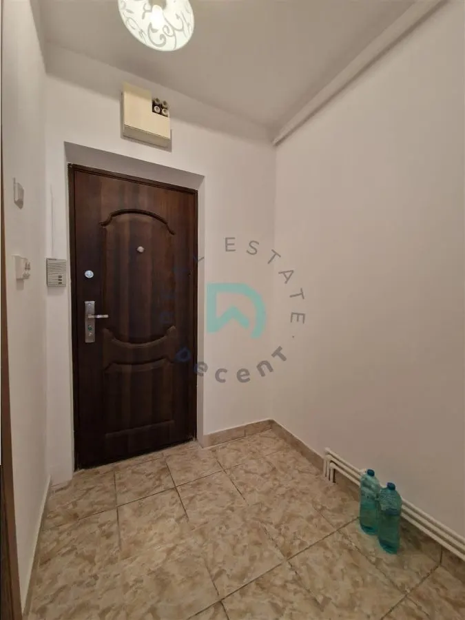 Garsoniera, renovata, Tractorul, Brasov - foto 6