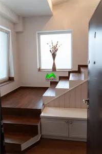 Penthouse de inchiriat 3 camere terasa Sibiu Dumbravii Sub Arini - foto 14