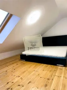 Apartament de lux 70 mpu balcon si parcare privata zona Selimbar - foto 2