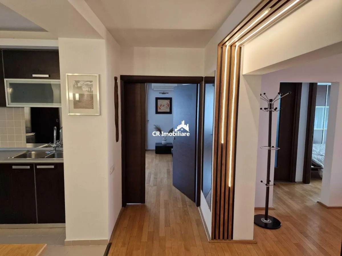 Apartament 4 camere Decebal - foto 1