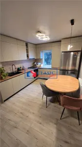 Vanzare apartament 3 camere decomandate modern zona Piata Zorilor - Cluj-Napoca