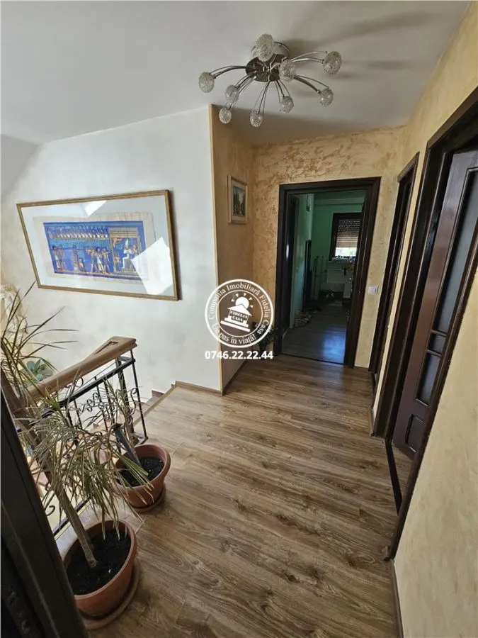 Vila 5 camere, 696 mp teren, Piscina - Aroneanu , Iasi - foto 5