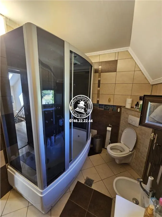 Vila 5 camere, 696 mp teren, Piscina - Aroneanu , Iasi - foto 10