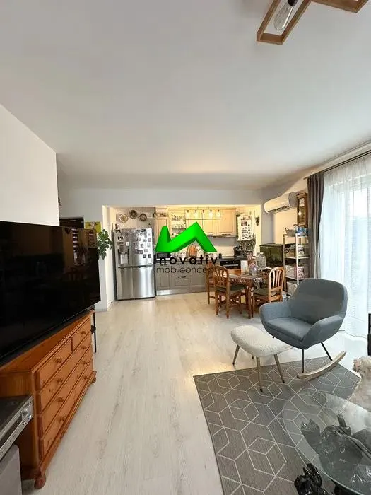 Apartament 3 camere de vanzare terasa 52mp Sibiu Turnisor - foto 1