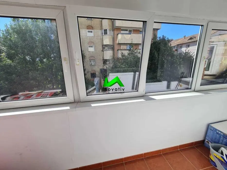 Apartament 3 camere 2 bai 2 balcoane Sibiu Central - foto 8