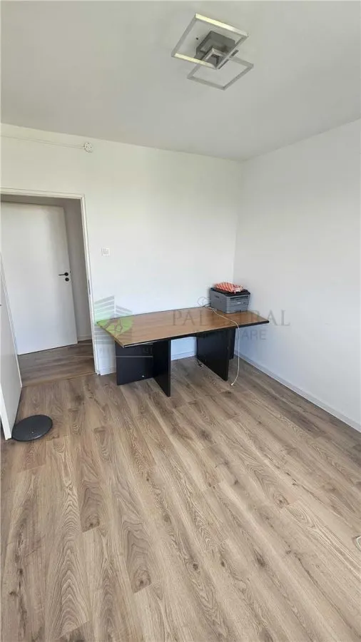 Apartament 4 camere Astra-piata,etajul 4,mobilat,137000 Euro - foto 7
