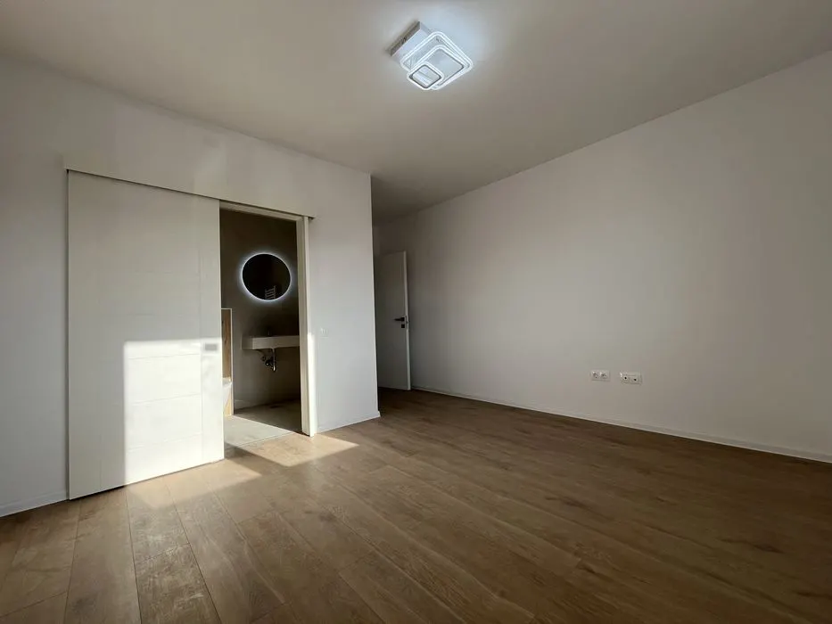 Apartament 3 camere Tractorul- Mosaic Residence , liber , 169500 Euro - foto 1