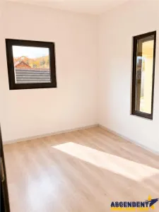 Casa singura in curte,  Zizin, Tarlungeni, Brasov - foto 5
