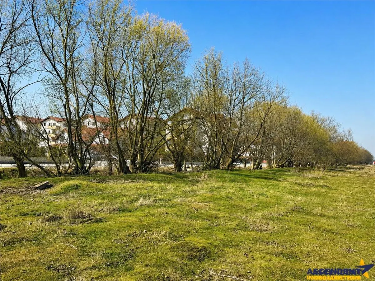 Segmentul investitional/ rezidential, teren intravilan, constructii, utilitati, Livada Sanpetru - foto 5