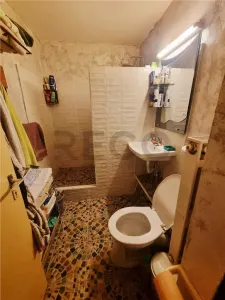 RECO Apartament  cu 3 camere decomadat Oradea-Calea Aradului - foto 13
