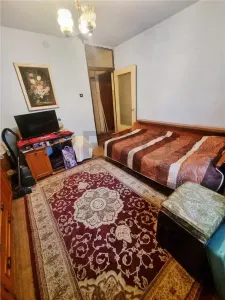 RECO Apartament  cu 3 camere decomadat Oradea-Calea Aradului - foto 4