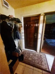 RECO Apartament  cu 3 camere decomadat Oradea-Calea Aradului - foto 10