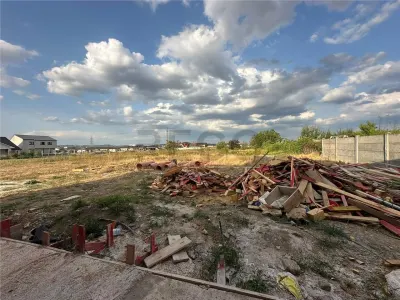 RECO Casa la rosu cu toate utilitatile aproape de Cihei - foto 4