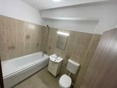 De închiriat apartament cu 2 camere, Zorilor - foto 4