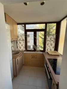Centru Sf Lazar Palas 3 camere etaj 1 - foto 6
