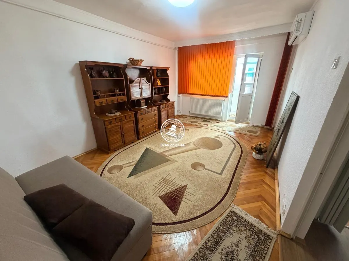 Exclusiv! Apartament cu 2 camere decomandat Alexandru cel Bun - foto 2