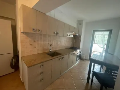 2 camere Centru ,Lux - Bacau