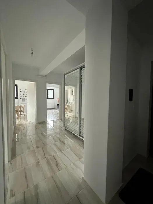 Proprietate Eleganta, Zona Bucium Plopii fara sot - foto 1