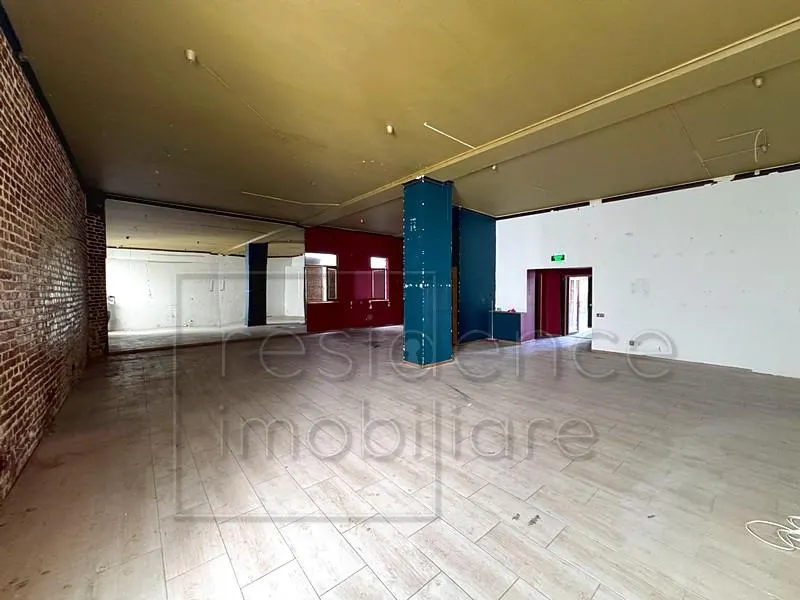 Spatiu comercial cu 4 incaperi, Ultracentral, zona Bulevardul Eroilor - foto 2