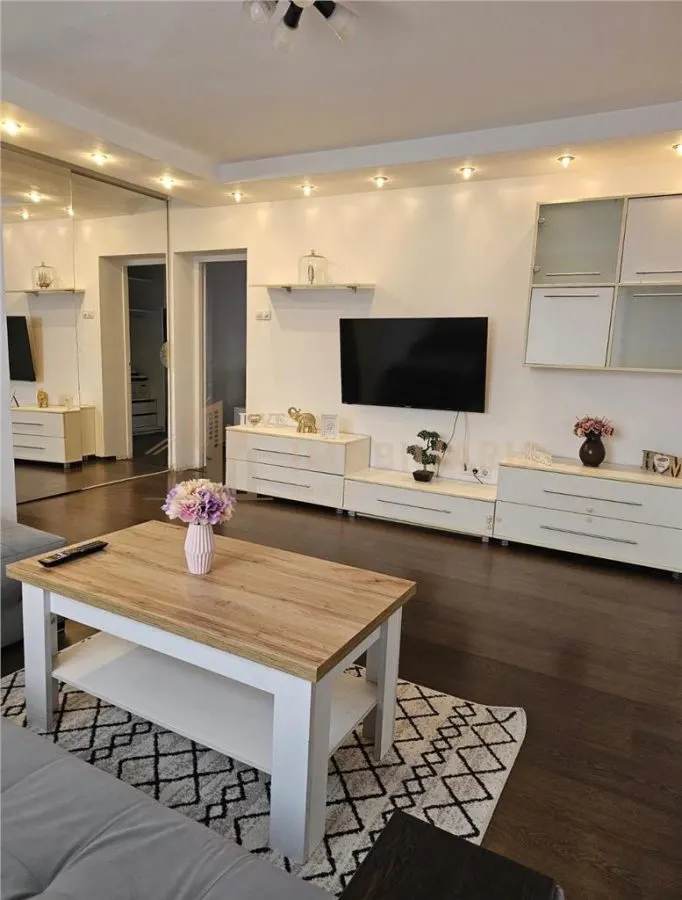 Apartament 2 camere, ultracentral - foto 1