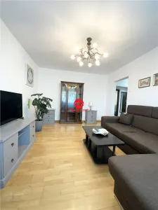 Apartament 3 Camere Decomandat, Zona Eden - foto 2