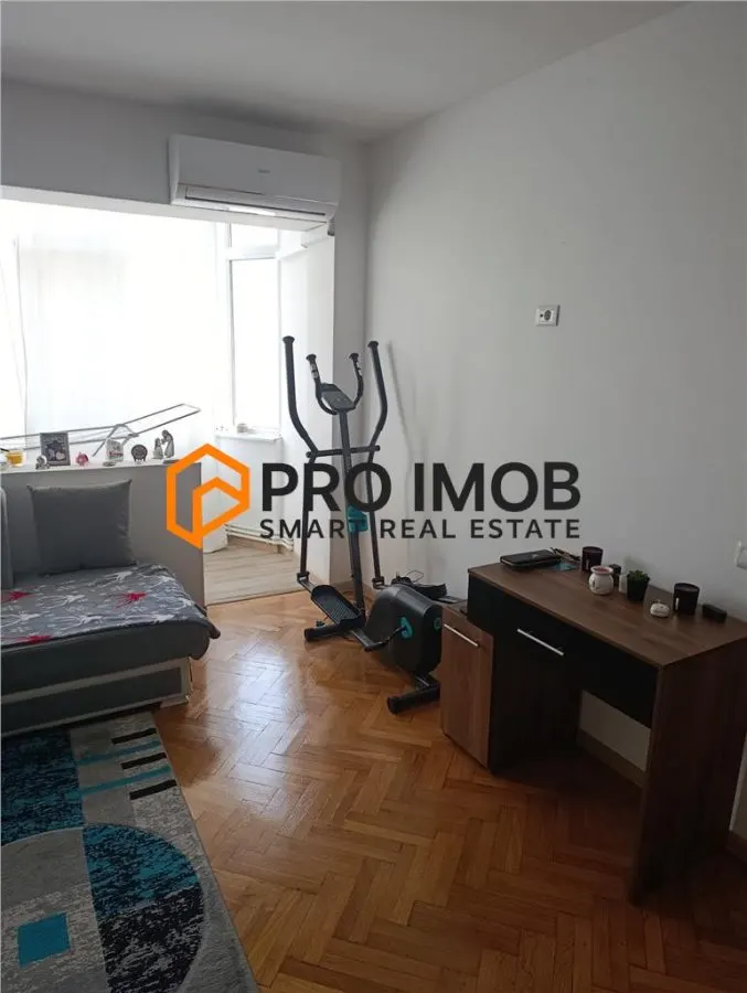 Apartament 2 camere cf 2 semidecomandat zona Obor - foto 3