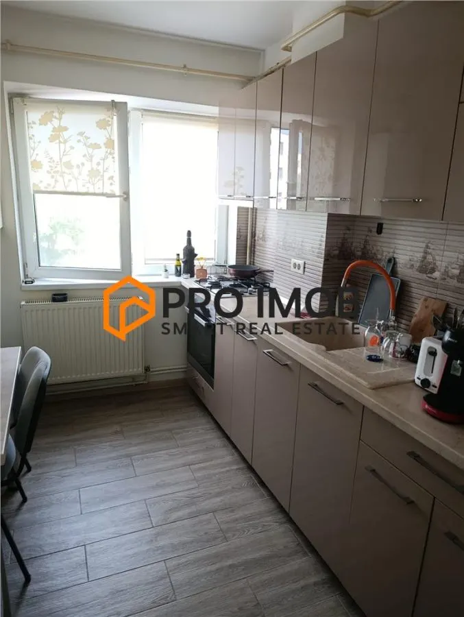 Apartament 2 camere cf 2 semidecomandat zona Obor - foto 7