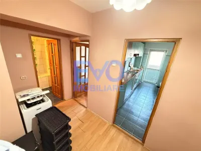 APARTAMENT DE INCHIRIAT CU 2 CAMERE, CENTRU - foto 6