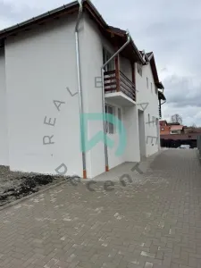 Casa de vanzare cu 5 camere 150 mp utili, 180 mp curte - Cisnadie, Sibiu - Cisnadie