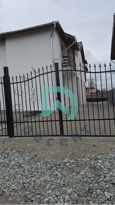 Casa de vanzare cu 5 camere 150 mp utili, 180 mp curte - Cisnadie, Sibiu - foto 4