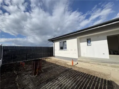 VANZARE CASA PARTER INDIVIDUALA DOMNESTI STRADA ASFALTATA TEREN 405 MP - foto 3