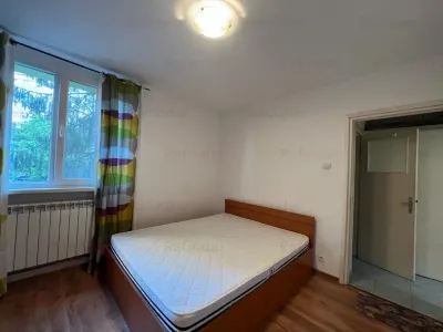 Inchiriere apartament 2 camere Vatra Luminoasa | Centrala proprie | etaj 1 /4 | bloc reabilitat | - foto 2