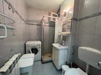 Inchiriere apartament 2 camere Vatra Luminoasa | Centrala proprie | etaj 1 /4 | bloc reabilitat | - foto 4