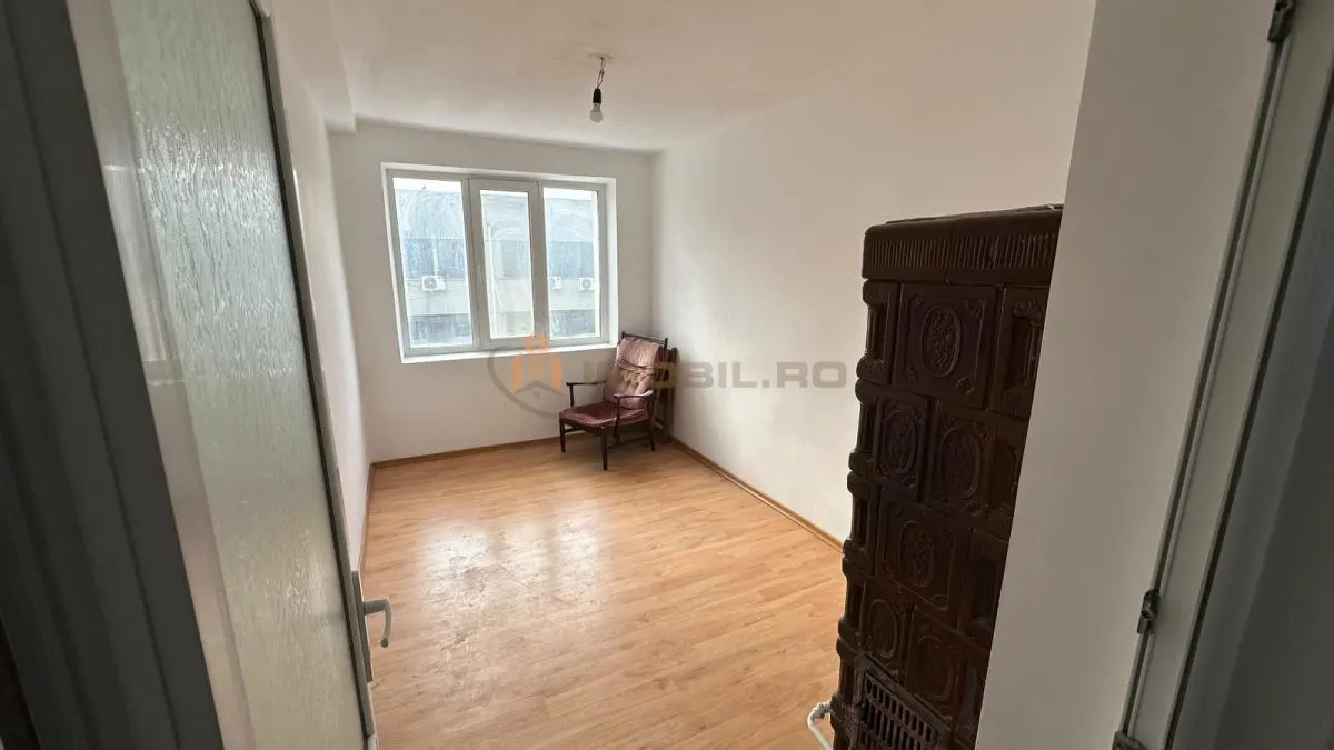 Apartament 2 camere Păcurari/Petru Poni - foto 11
