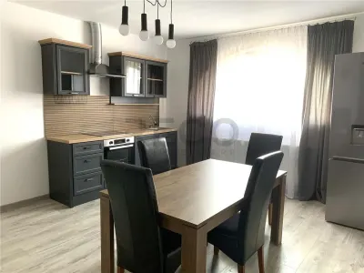 RECO Apartament cu 3 camere de inchiriat, la casa, cu 2 balcoane si priveliste superbaÂ 600 â‚¬/luna - Oradea
