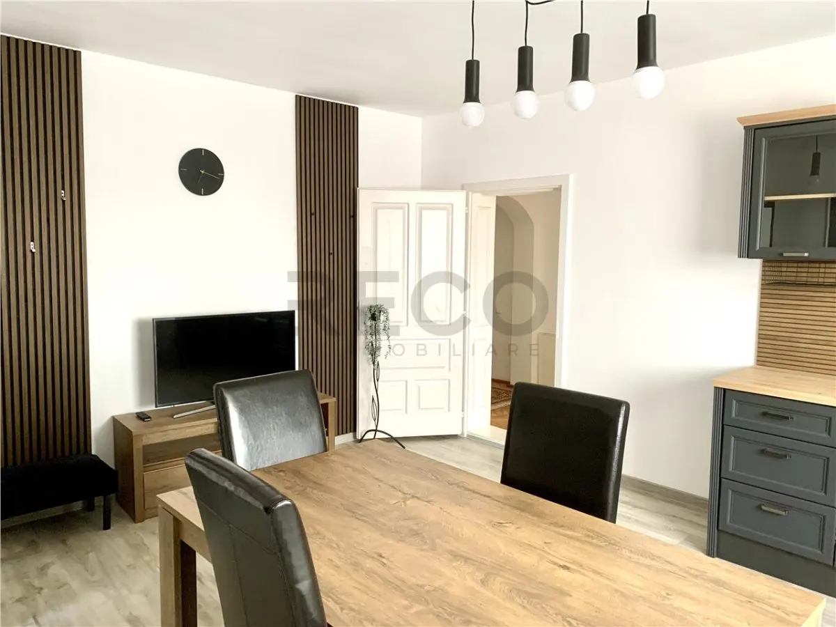RECO Apartament cu 3 camere de inchiriat, la casa, cu 2 balcoane si priveliste superbaÂ 600 â‚¬/luna - foto 2