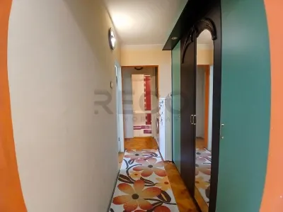 RECO Apartament cu 3 camere decomandat zona Decebal - foto 6