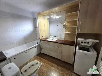 Vila de Ã®nchiriat Ã®n Corbeanca-/Tamasi - zona rezidentiala Ã®n apropierea padurii - foto 19