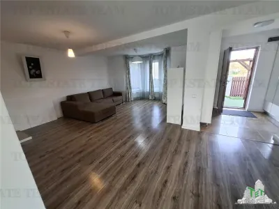 Vila de Ã®nchiriat Ã®n Corbeanca-/Tamasi - zona rezidentiala Ã®n apropierea padurii - foto 9