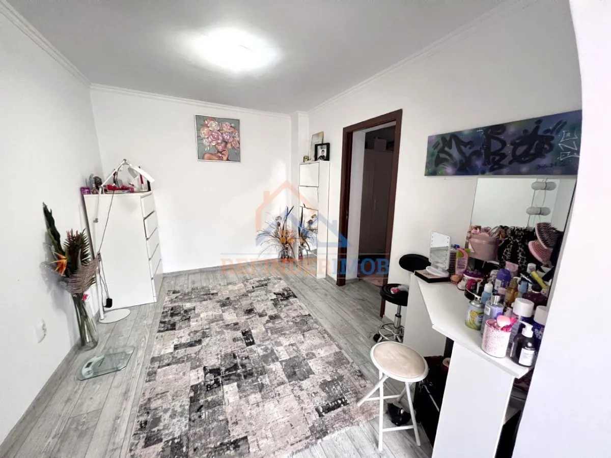 Vanzare casa cu 6 camere - Rahova, sectorul 5 - foto 12