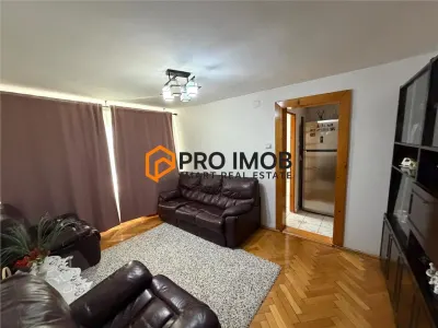 Apartament 4 camere cf 3 semidecomandat zona Micro 5 - foto 2