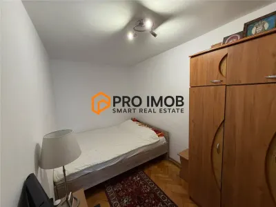 Apartament 4 camere cf 3 semidecomandat zona Micro 5 - foto 4