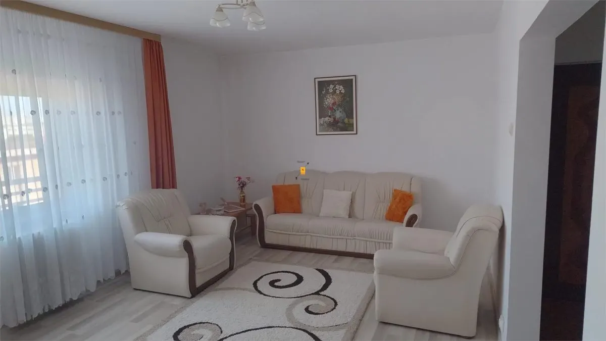 Apartament 3 camere zona Eroilor - foto 1