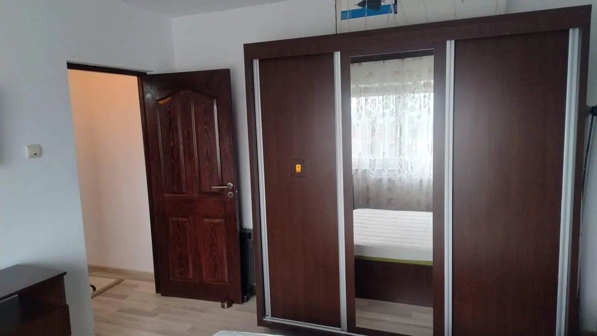 Apartament 3 camere zona Eroilor - foto 3