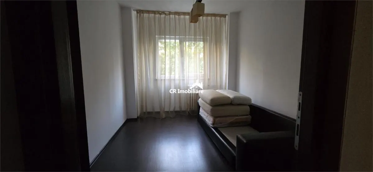 Apartament 3 camere Dristor Metrou - foto 2