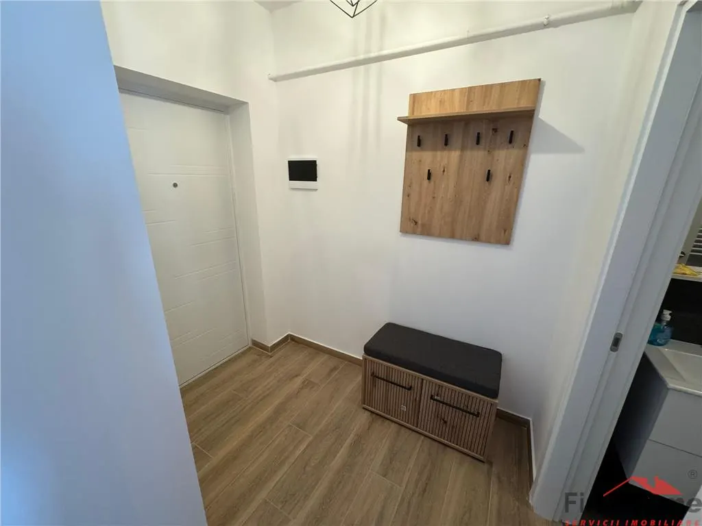 Apartament de inchiriat cu vedere spre LAC - foto 9