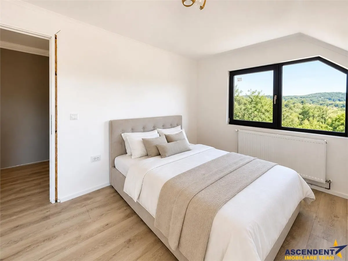 Casa noua Persani, 2022, panorama, design elegant, echipata, 1.532 mp teren - foto 7