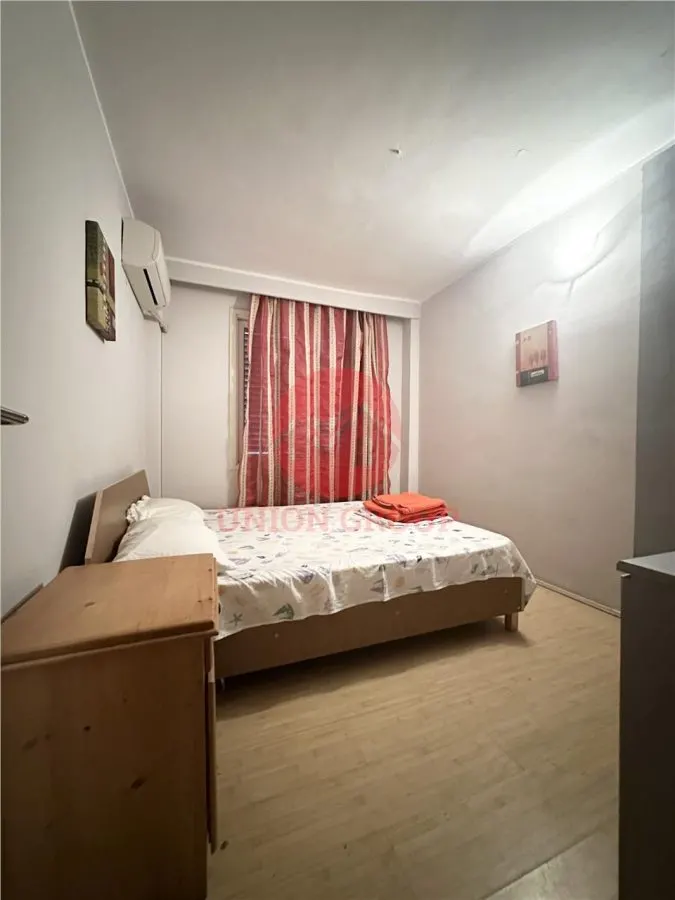 Pensiune 15 camere in a Doua Linie la Mare, zona Pescaria lui Matei - foto 3
